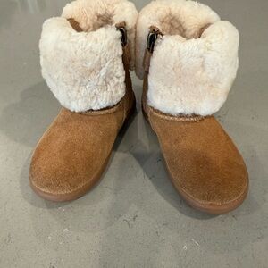 UGG Toddler Ramona Boots in Chestnut Size 6